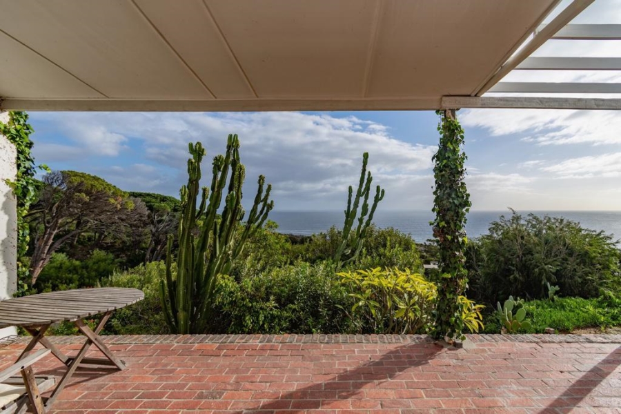 To Let 3 Bedroom Property for Rent in Camps Bay Western Cape
